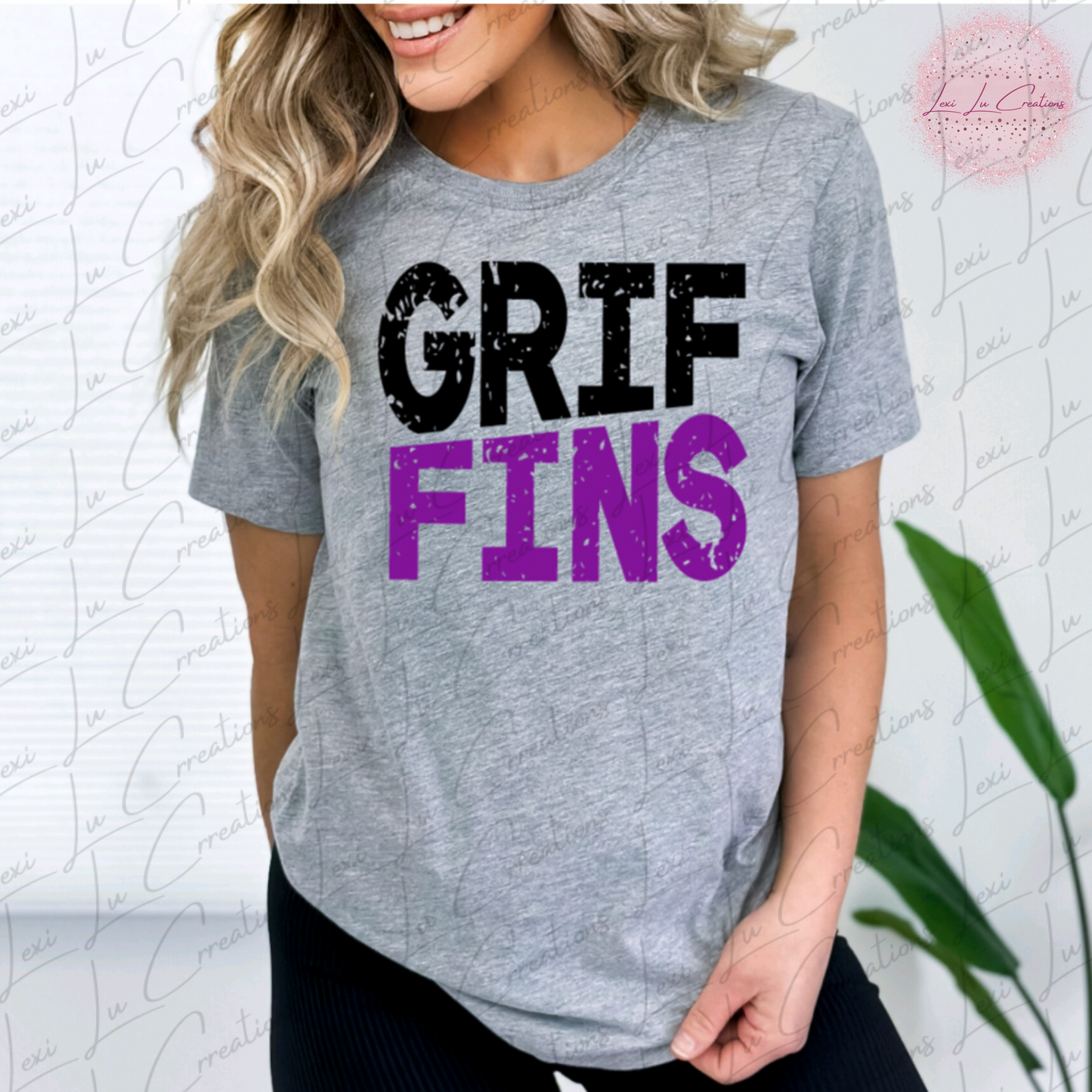 Griffins Square Distressed