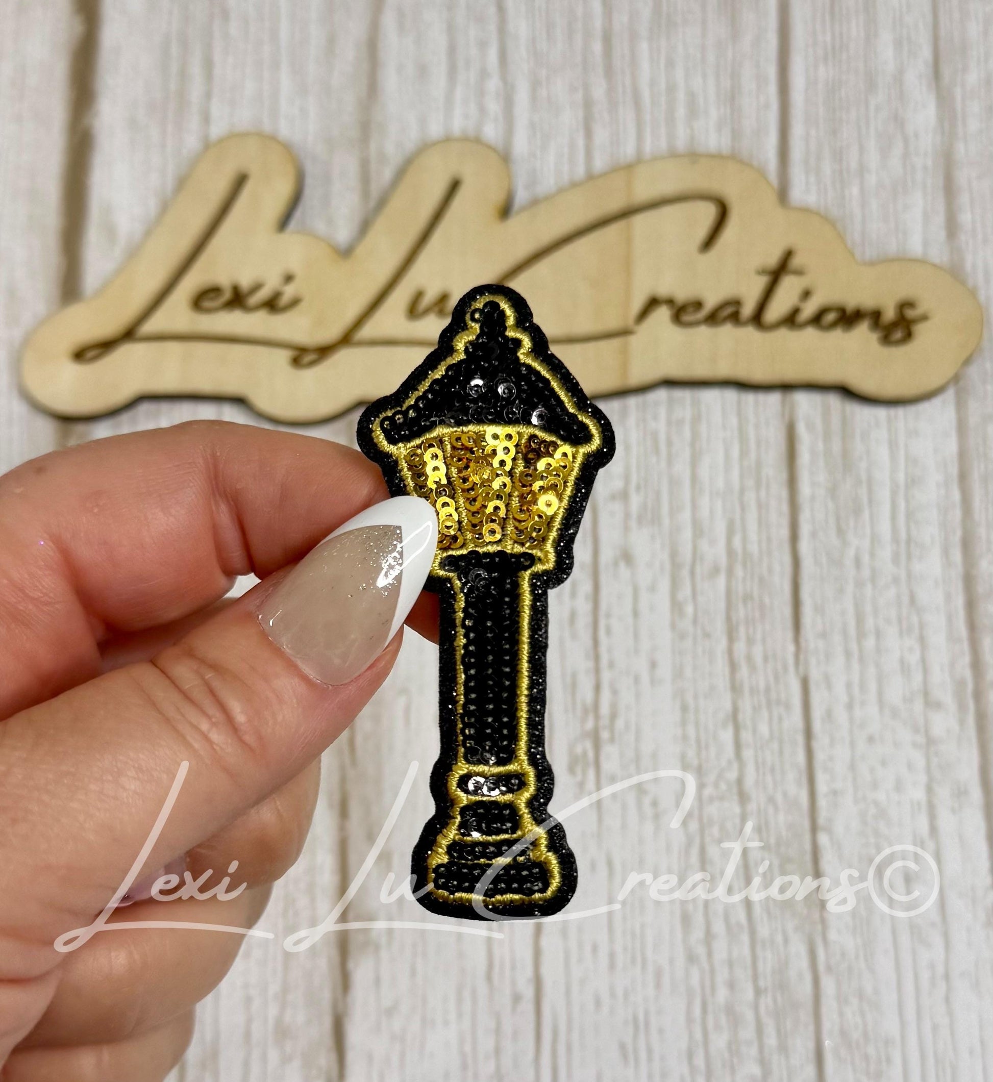 NOLA Lamp Post Sequin Patch | New Orleans Street Lamp Iron-On Hat & Pocket Patch